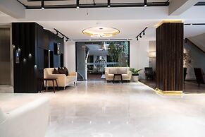 King Grand Boutique Hotel