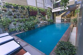 King Grand Boutique Hotel