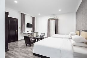 King Grand Boutique Hotel