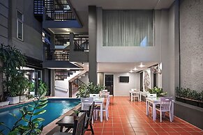 King Grand Boutique Hotel