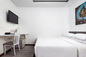 King Grand Boutique Hotel