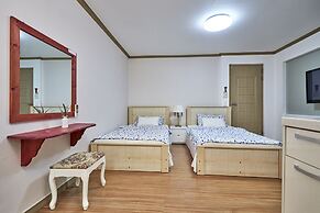 Bellus Rose Pension Hotel