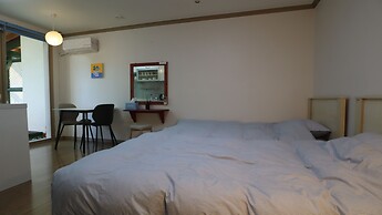 Bellus Rose Pension Hotel