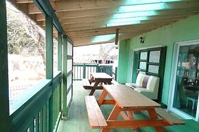 Bellus Rose Pension Hotel