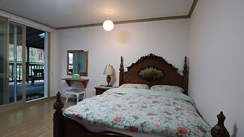 Bellus Rose Pension Hotel