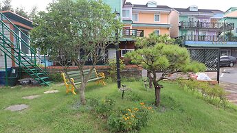 Bellus Rose Pension Hotel