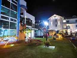 Bellus Rose Pension Hotel