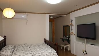 Bellus Rose Pension Hotel