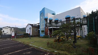 Bellus Rose Pension Hotel