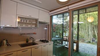 Bellus Rose Pension Hotel