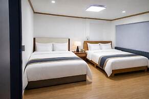 Bellus Rose Pension Hotel