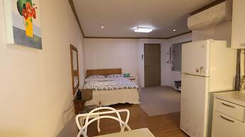 Bellus Rose Pension Hotel