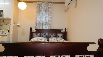 Bellus Rose Pension Hotel