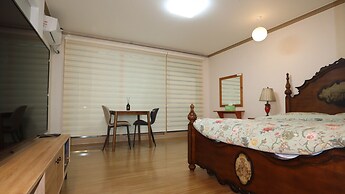 Bellus Rose Pension Hotel