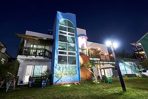 Bellus Rose Pension Hotel