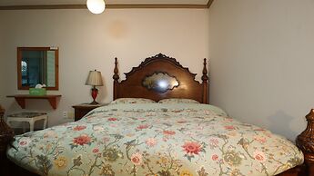 Bellus Rose Pension Hotel