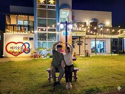 Bellus Rose Pension Hotel