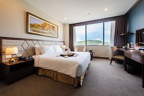 Muong Thanh Grand Ha Long Hotel