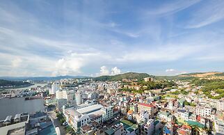 Muong Thanh Grand Ha Long Hotel