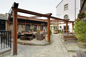 The Woolly Sheep Inn