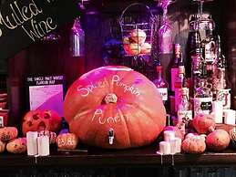 The Woolly Sheep Inn