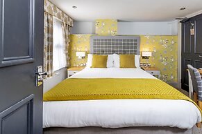 The Woolly Sheep Inn