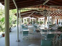 Altin Camp & Park Hotel