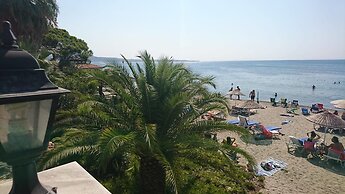 Altin Camp & Park Hotel