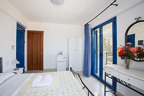 Venti Seaside Adult Hotel