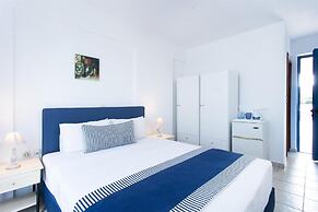Venti Seaside Adult Hotel