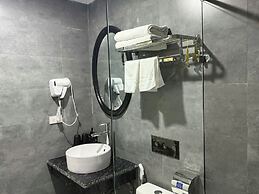 Aquarius Grand Hotel