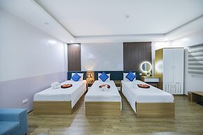 Aquarius Grand Hotel