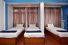 Hotel Silver Home - Hostel