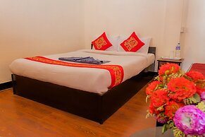 Hotel Silver Home - Hostel