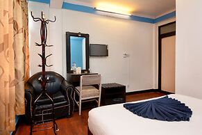 Hotel Silver Home - Hostel