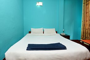 Hotel Silver Home - Hostel