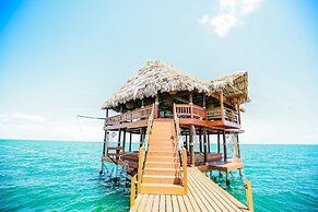 Almond Beach Resort at Jaguar Reef