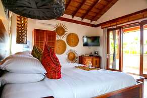 Almond Beach Resort at Jaguar Reef