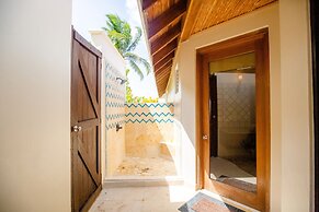 Almond Beach Resort at Jaguar Reef