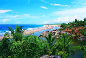 Soma Manaltheeram Ayurveda Beach Village