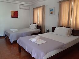 Slam's Garden Dive Resort