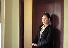 Casablanca Suites Near Airport