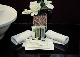 Casablanca Suites Near Airport