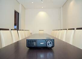 Casablanca Suites Near Airport