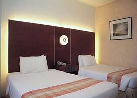 Casablanca Suites Near Airport