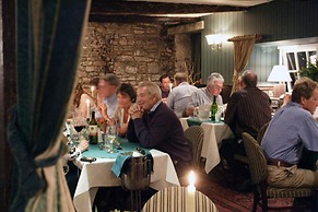 The Bear Hotel, Crickhowell