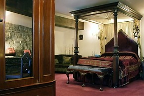 The Bear Hotel, Crickhowell