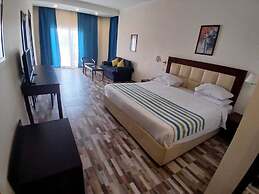 Dome Marina Hotel & Resort