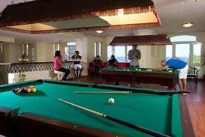 Dome Marina Hotel & Resort