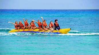 Dome Marina Hotel & Resort